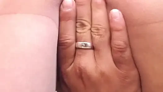 Sheer taytlı kızıl saçlı götüne tapıyor