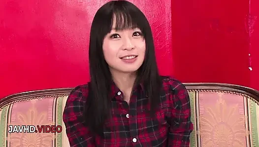 Nozomi Hazuki: Hot Japanese MILF Masturbating Solo with Toys
