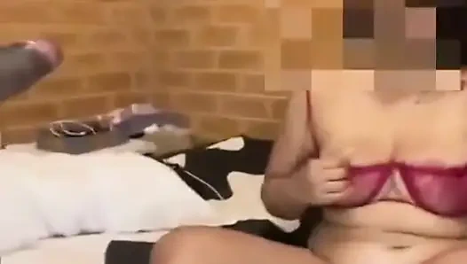 Sri Lankan Girl Sucking Big Cock