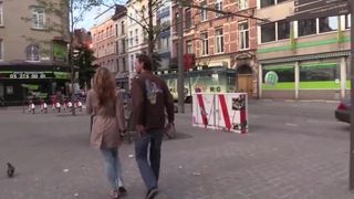 Belgisches Mädchen trifft sich