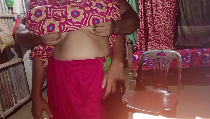 Desi Aunty Caught Masturbating Then Lets Me Fuck Her Hard