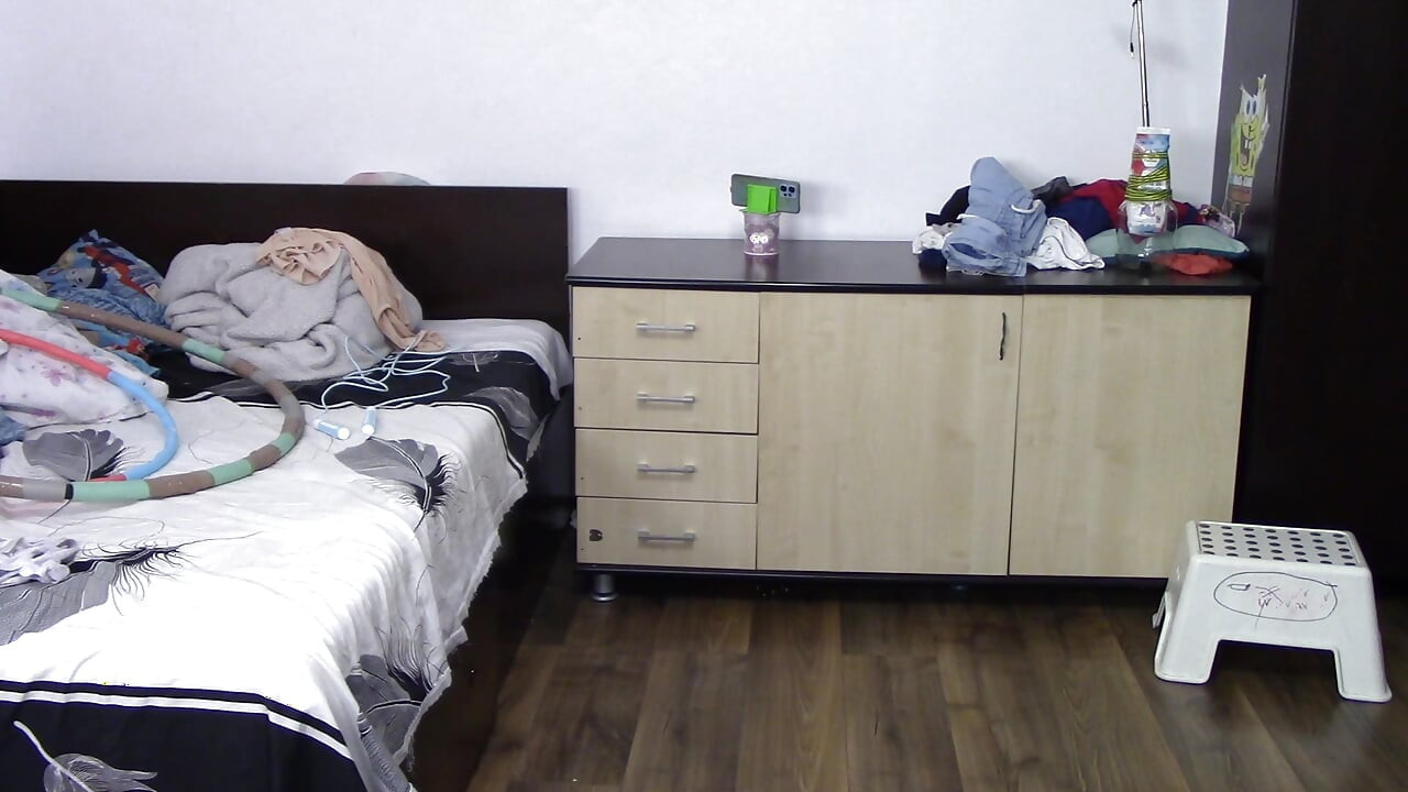Sexy wife workout at home naked.