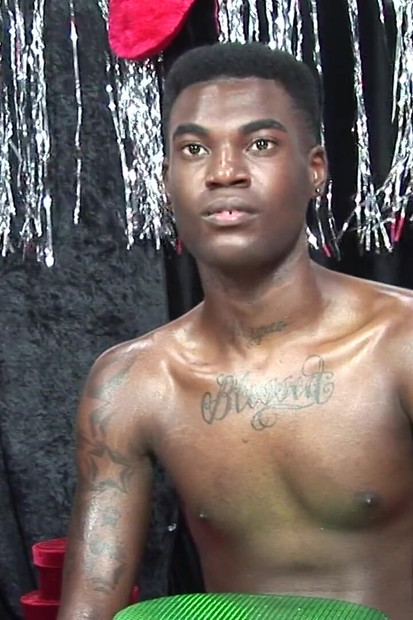 Tonrell Banks