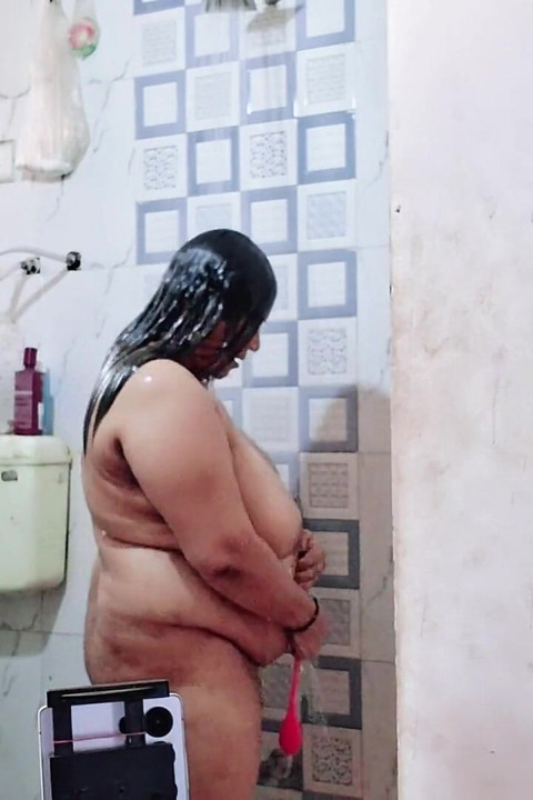 My Sister Was Taking Bath in the Bathroom, I Saw Her and Seeing Her Naked I Ejaculated.