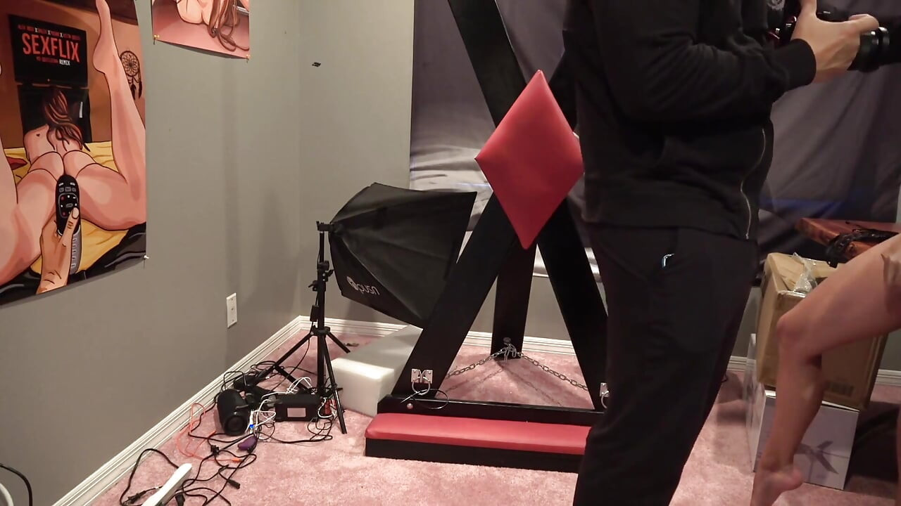 Photog Fucks Model Crystal Rush on St Andrews Cross - Bts