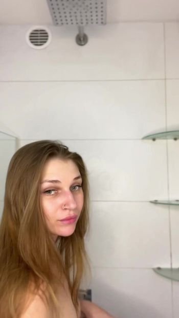 Присоединишься ко мне? 💋