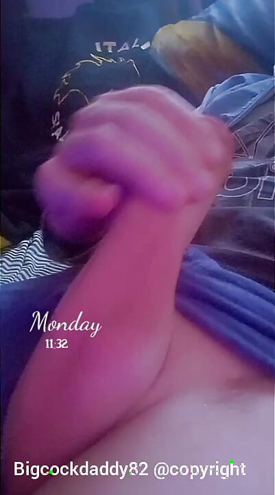 Dirty talk daddy's cumming hard for you