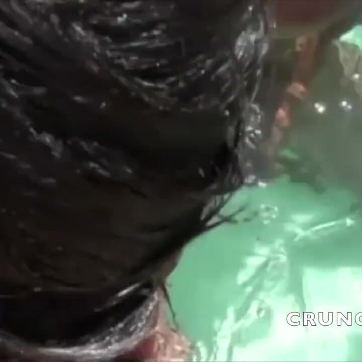 स्विमिंग पूल में सर्फर के साथ मेरा सेक्स टेप