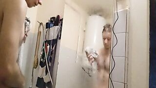 Gergely molnar - seksi pozlar ve banyo yapmak