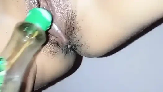 Киска чату пердит в первый раз, Шри-Ланка