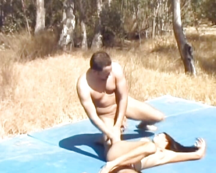 Lovely French babe gets sprayed with jizz after outdoor fuck