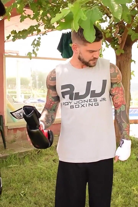 Arte Marcial Treinando E Depois Se Masturbando Juntos