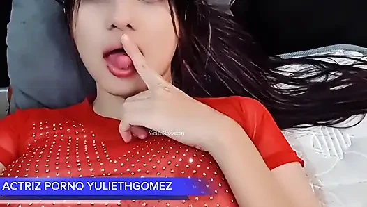 Üniversite 18 yaşındaki kız kendini kaydediyor