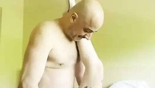 Съемка дрочки ногами за кулисами со Святым Макиавелли