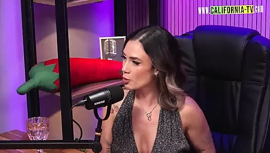 Ateşli kızıl saçlı dominatrix maisa pravo ve bdsm kültürü
