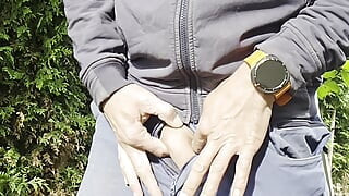 Young craftsman in Engelbert Strauss workwear pisses with his hard thick cock