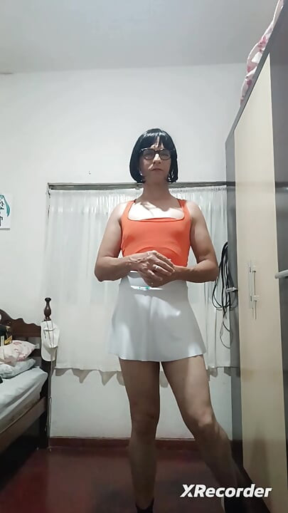 Sakura Nakamura, jolie perruque, short