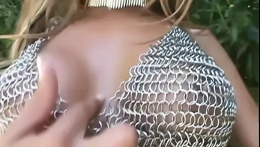 Mariah River Vögelt Mit Zwei Typen Sehr Hart