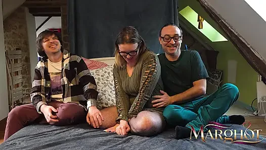 Cute Threesome in Bed - My Husband and Lover Give Me Vaginal Doubles and End up in My Mouth