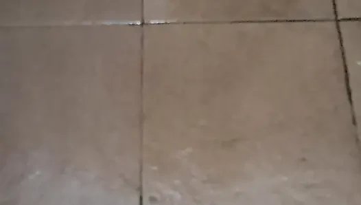 Yarağımı emmen için sana ihtiyacım var!