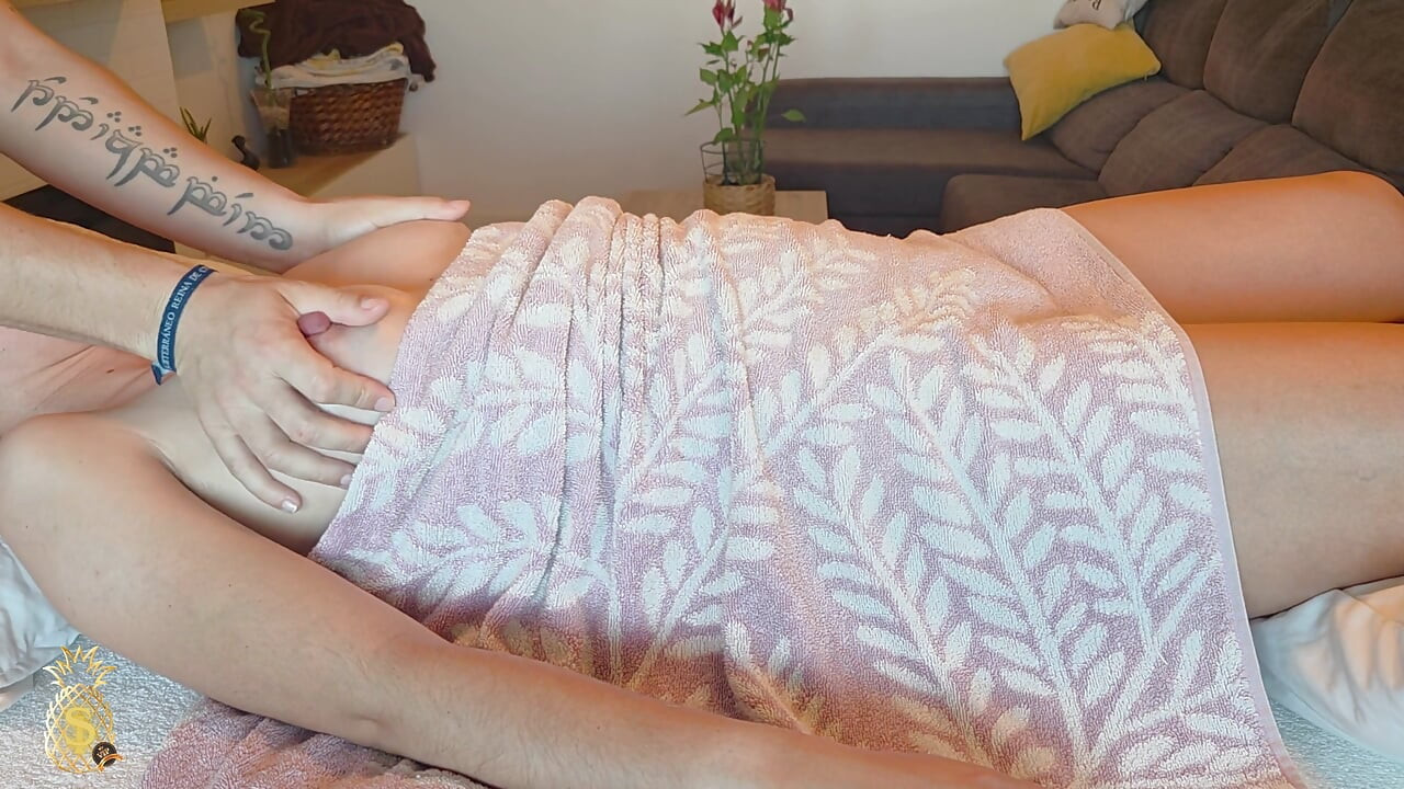 A Sensual Massage Turns Into a Wild Fuck