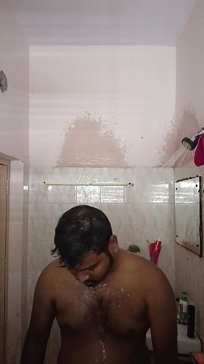 Kerel uitgebuit ophaalprogramma om Telengana-meisje te penetreren