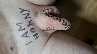 Numbing the penis with the Elastrator band for 20 minutes constricting with 5 bands