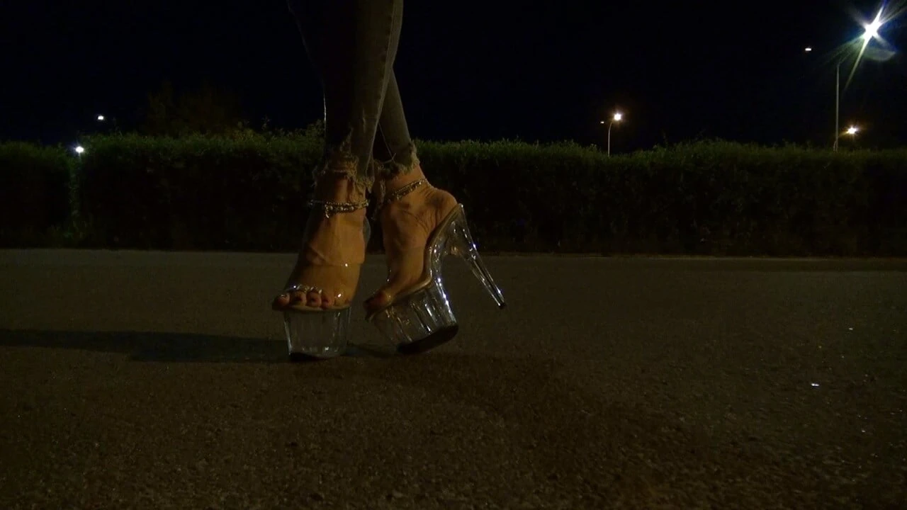 stripper high heels show