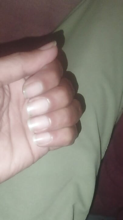 Who wanna get scratched by my nails