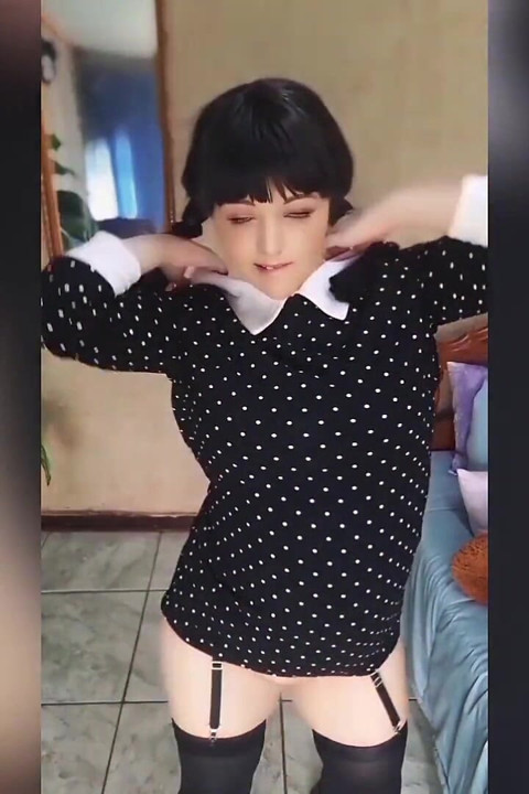 Lenara Grimwoods Slow Reveal