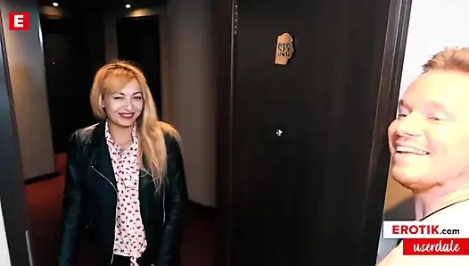 Saf kullanıcı için hediye! Deneyimli lola shine biraz aklıyla sikişiyor!