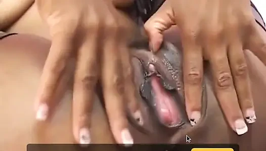 Seksi zenci kızlar mastürbasyon yapıyor amcık dildo penetrasyonu