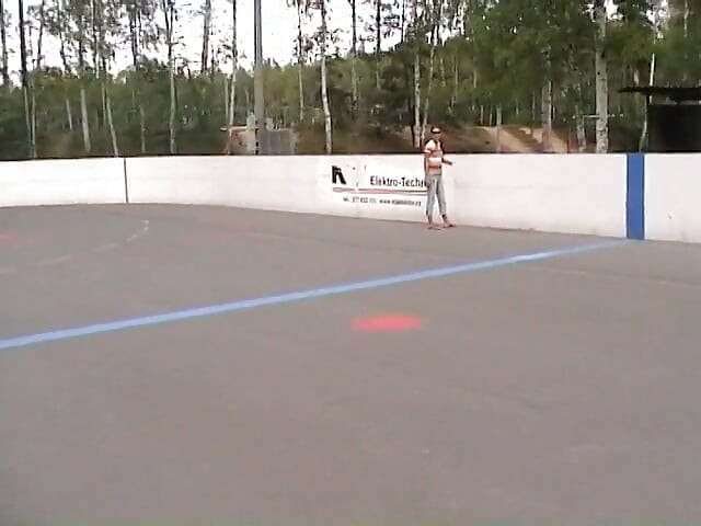 Brunette amateur teen sucking and fucking outdoors