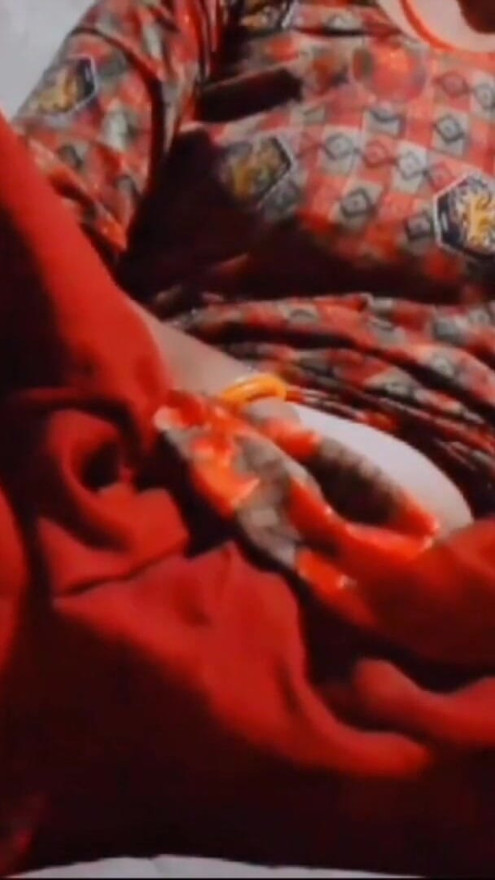 Hot indian desi girl fingering | Clip 1