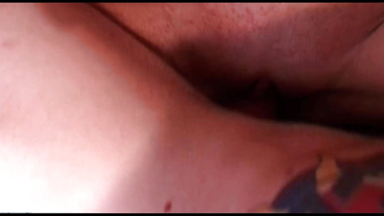 Awek seksi bertetek besar dikongkek pepek basah dan keras, kongkek tetek dan pancutan mani