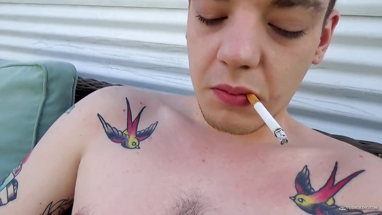 A smokers sticky self facial