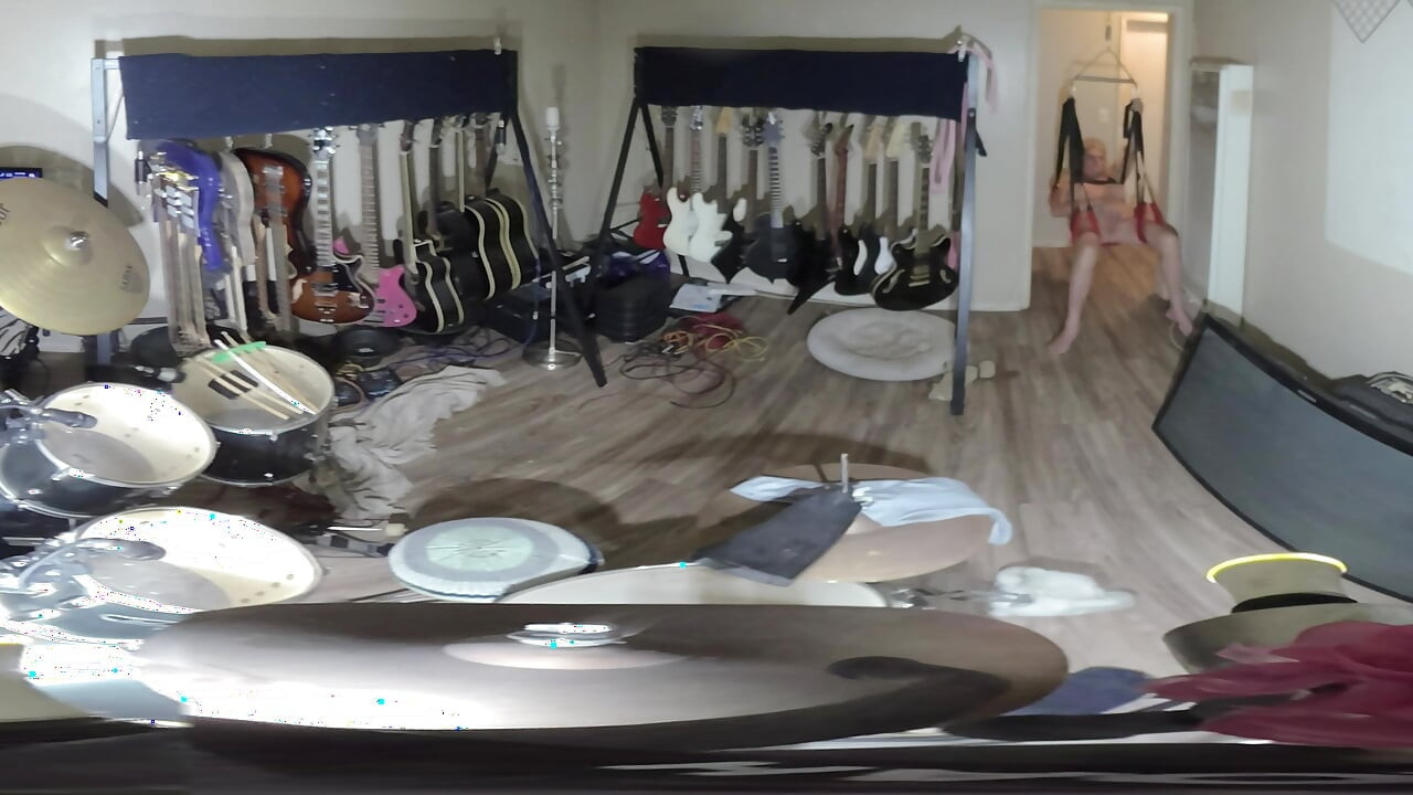 Lizzy yum SD December 2025 หลังฉากโพสต์ op shemale ช่วยตัวเองในการสวิงกิ้ง