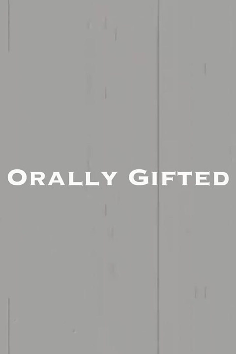 Minyon, küçük memeli orta yaşlı seksi kadın Pristine Edge oral seks yapıyor!