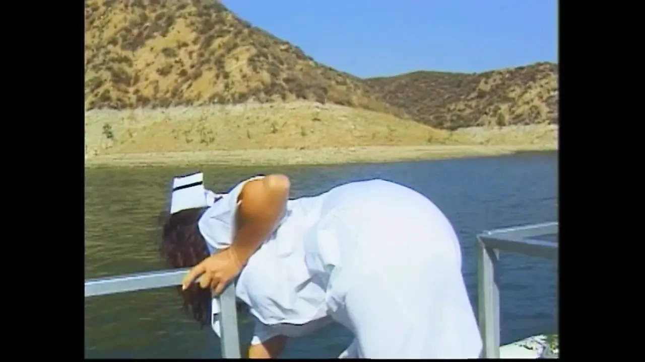 Τρίο vintage γαμήσι για τρεις λεσβίες