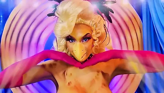 Get a Load of This Chicken Breast! Goldie Cosplay