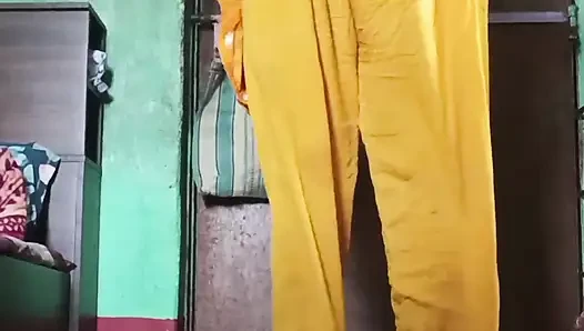 Bhabhi ne pure Kapde khol kar boor dikhaya