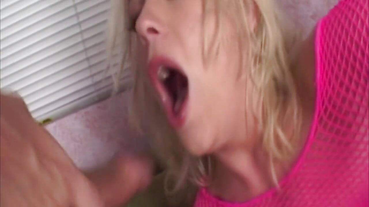 Hot MILF Gets Fucked in Both Holes