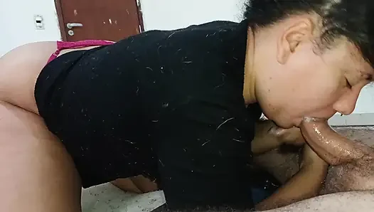 THAT BIG ASS DRIVES ME CRAZY, FEELING YOUR THROAT GOIN' UP THE STALK