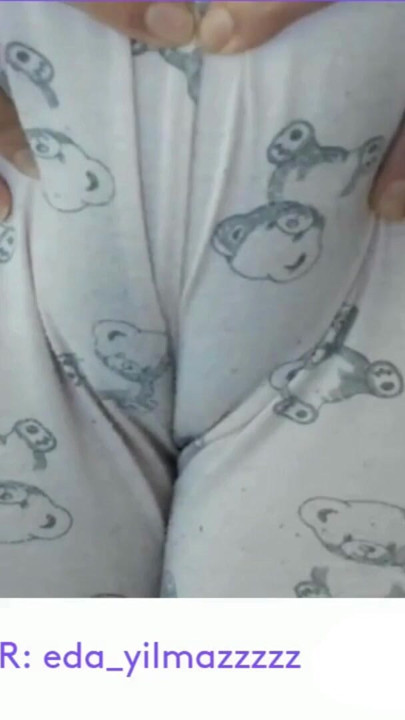 CAMELTOE- HOVEN FITTE- GNI FITTE MED PYJAMAS | Klipp 1