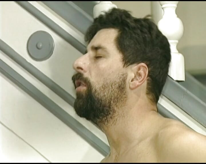 Όργιο DP δίπλα στην πισίνα με εξαιρετικές Γερμανίδες