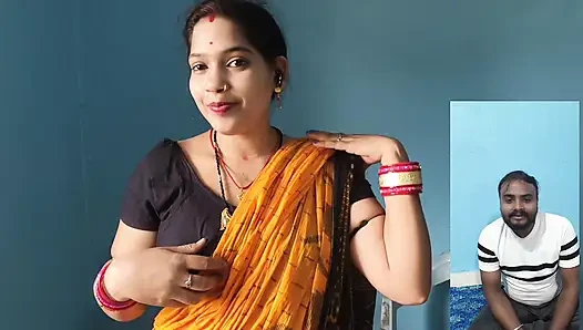 Meine desi bhabhi zeigt mir beim videoanruf große möpse und dicken arsch, wenn sie allein zu hause ist