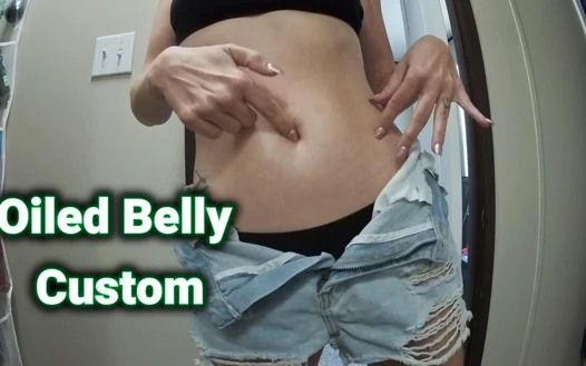 Pijat perut berlumur minyak & belly button play
