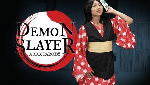 Sikme Asya genç mai Tayland olarak makomo itibaren demon slayer