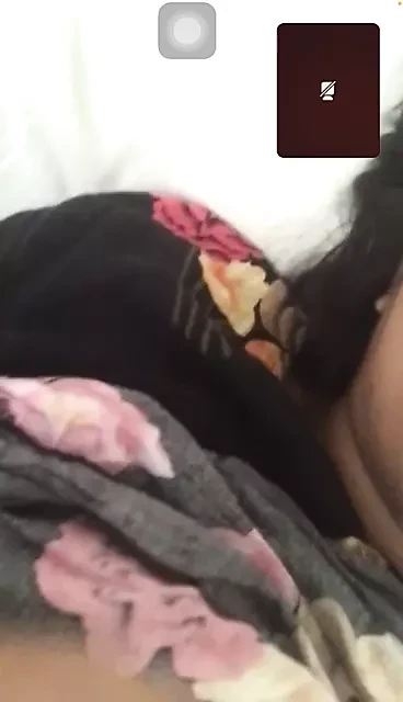 Sri Lankan Horny Teen Fingering Pussy on Video Call - Part 2