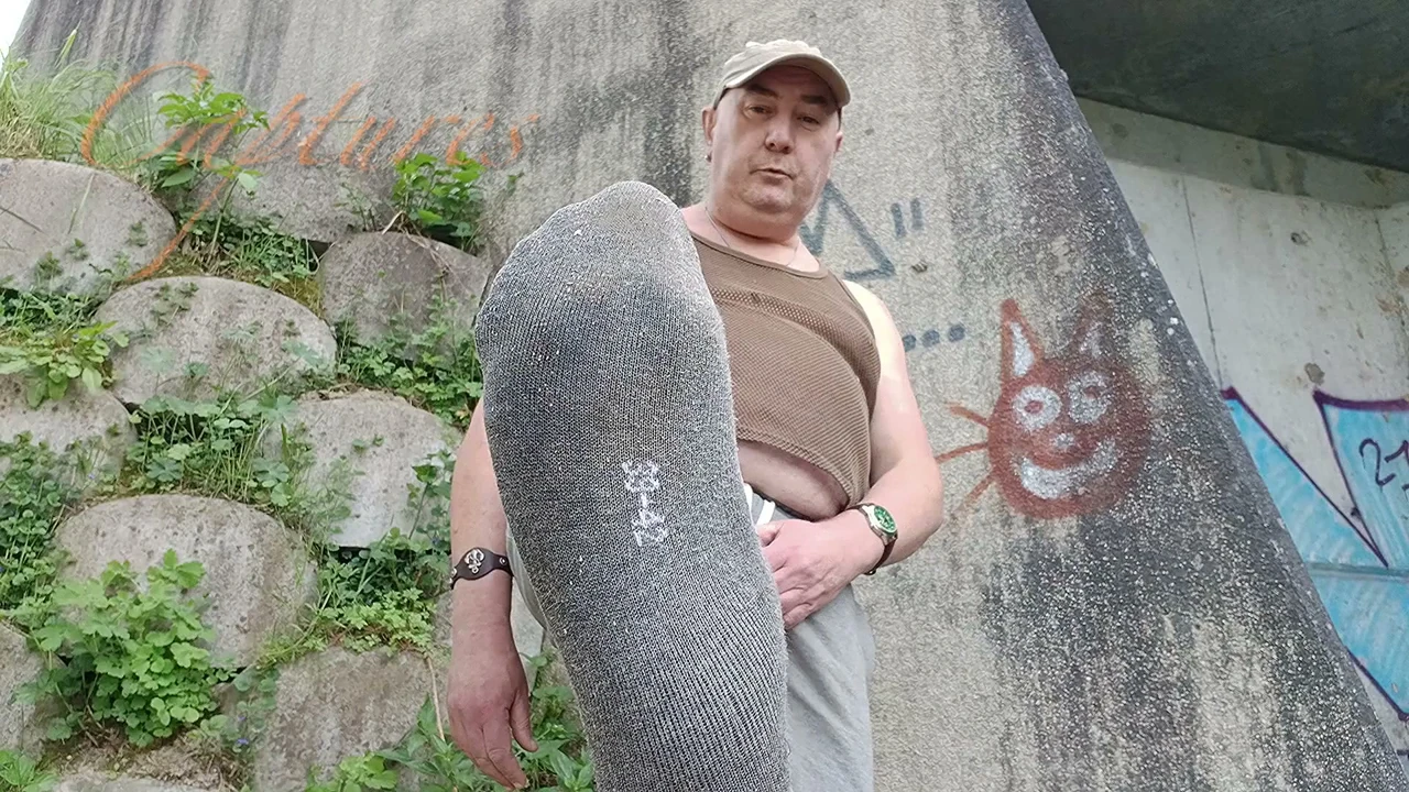 Chubby Master Pig Pascal Jerk off with Mud